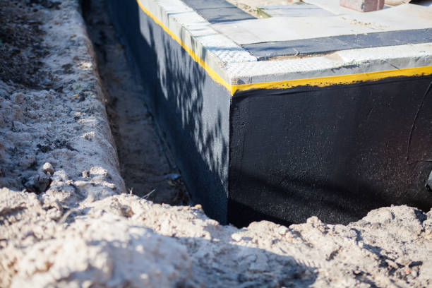 Professional Foundation Crack Repair technician working in Bloomingburg, OH